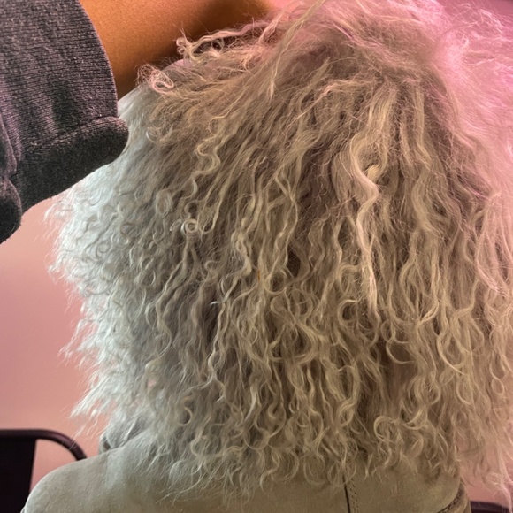 Uggs - Picture 2 of 3